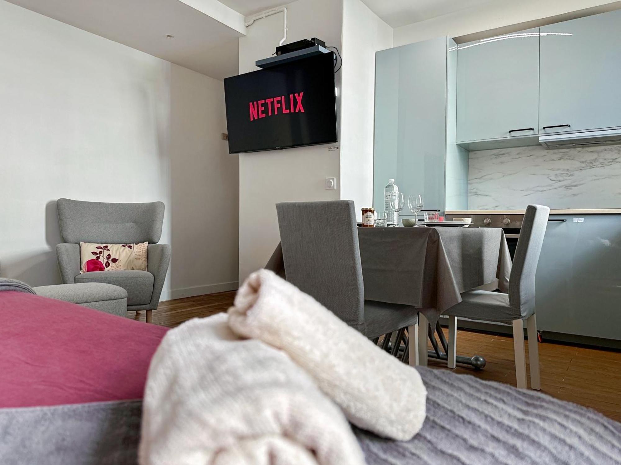 Appartement Entier Calme - Parking Free - Proche Paris Et Chateau - Wifi Hd فَنسين المظهر الخارجي الصورة